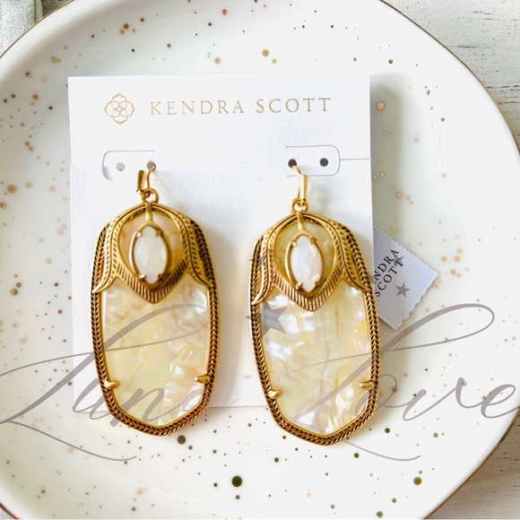 Kendra Scott Jewelry - KENDRA SCOTT Rodeo Darby White Abalone Drop Earrings in Vintage Gold NWT